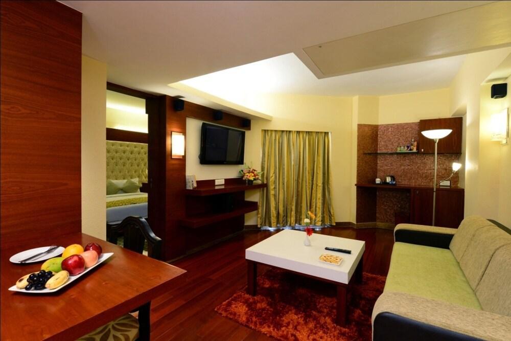 The Chariot Resort & Spa Puri Luaran gambar