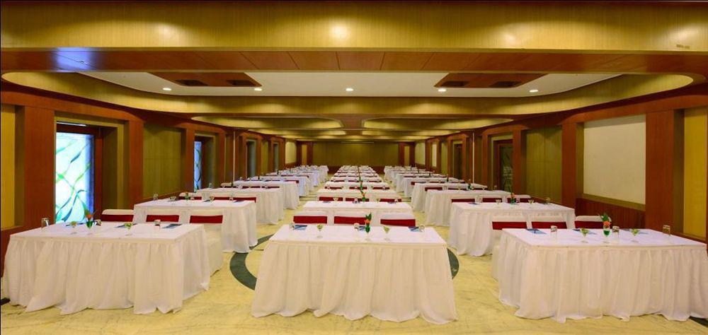 The Chariot Resort & Spa Puri Luaran gambar